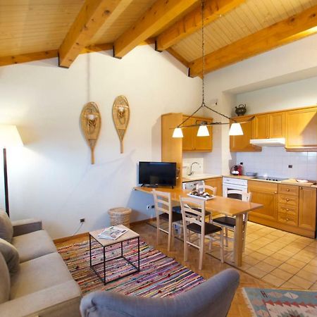Apartamento Els Vinyals Estavar ภายนอก รูปภาพ