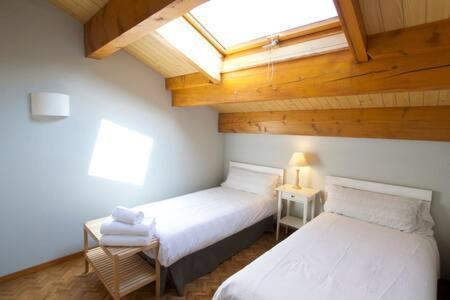 Apartamento Els Vinyals Estavar ภายนอก รูปภาพ
