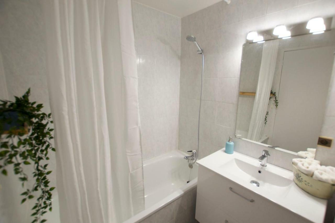 Apartamento Els Vinyals Estavar ภายนอก รูปภาพ